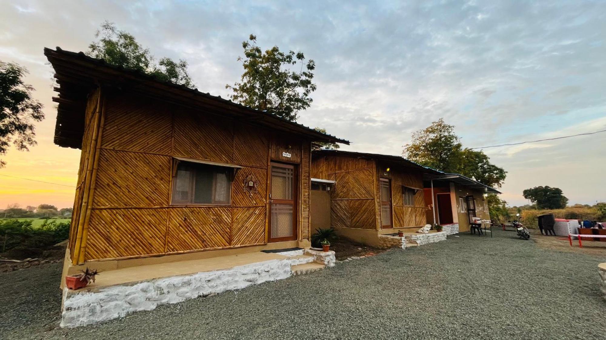Farm stay Vasant Bamboo